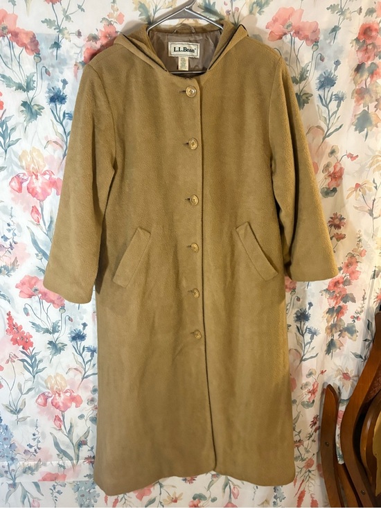 L.L. Bean Jackets & Blazers - Vintage L.L. Bean Camel Hooded Button-Front Coat